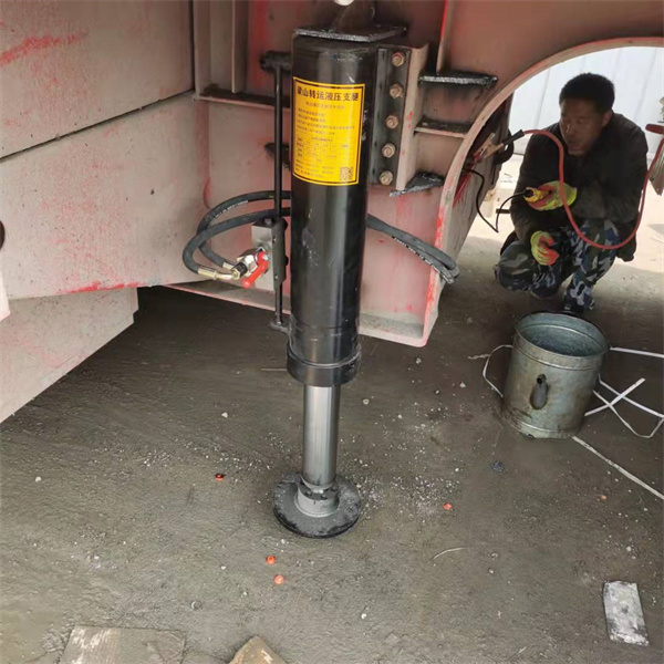 半掛車液壓支腿價(jià)格