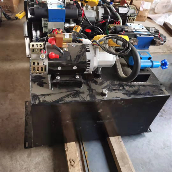 側(cè)翻專用液壓站廠家